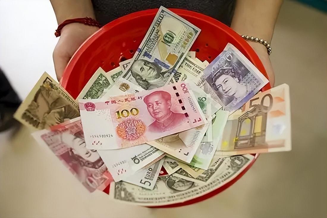 美元对人民币最新汇率下的科技新纪元，智能汇率追踪器介绍与体验